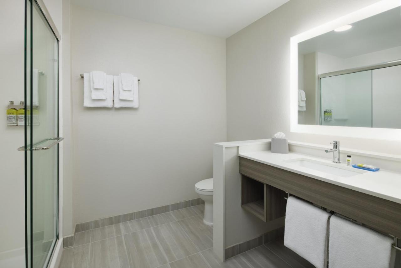 Holiday Inn Express & Suites Gulf Breeze - Pensacola Area By Ihg Exterior foto